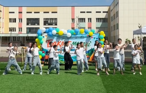 Лагерьдің жабылу салтанаты.
